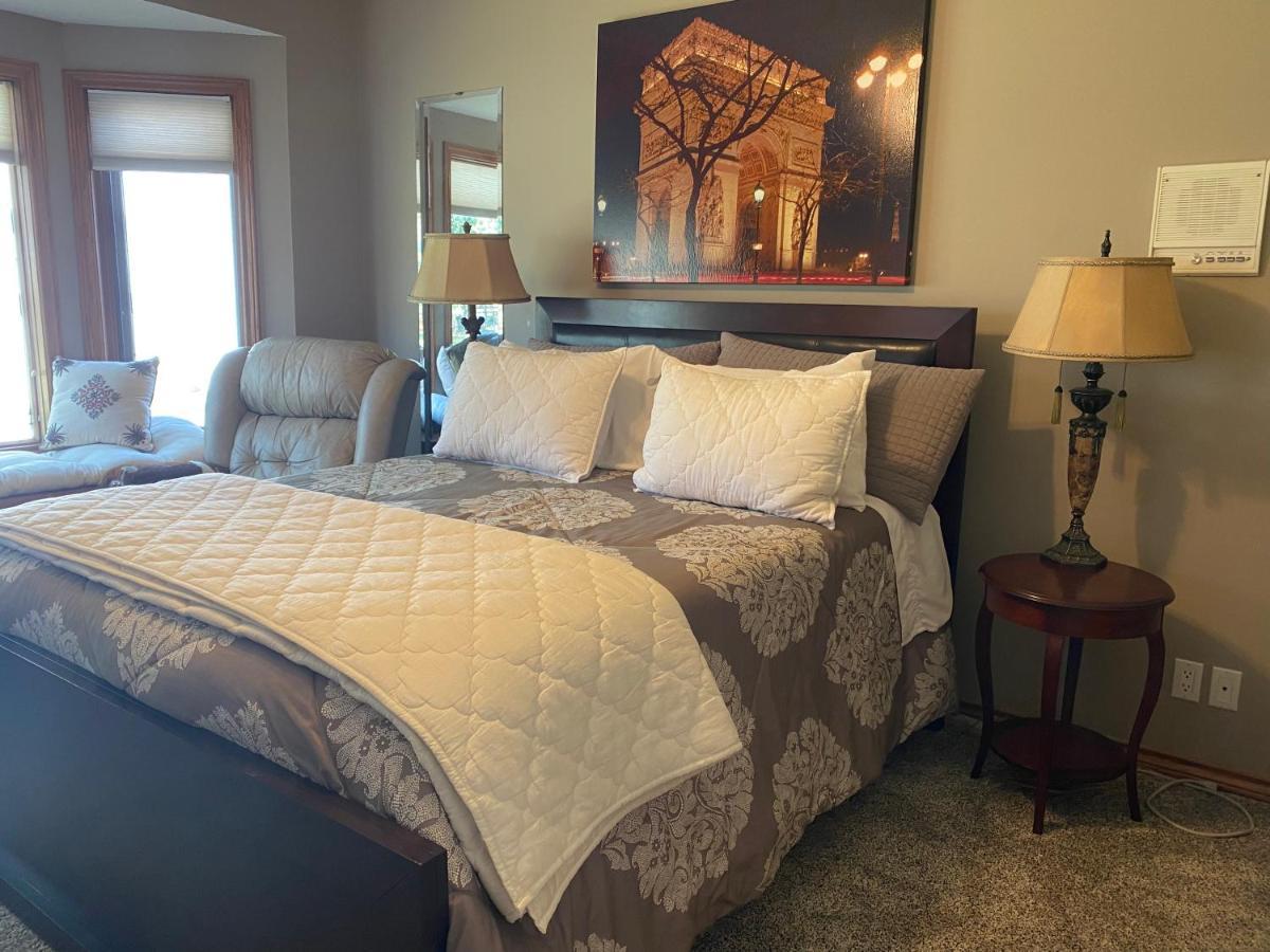 Rolling Hills Country Resort Bed And Breakfast Three Hills Exterior foto