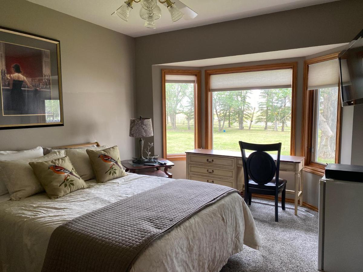 Rolling Hills Country Resort Bed And Breakfast Three Hills Exterior foto