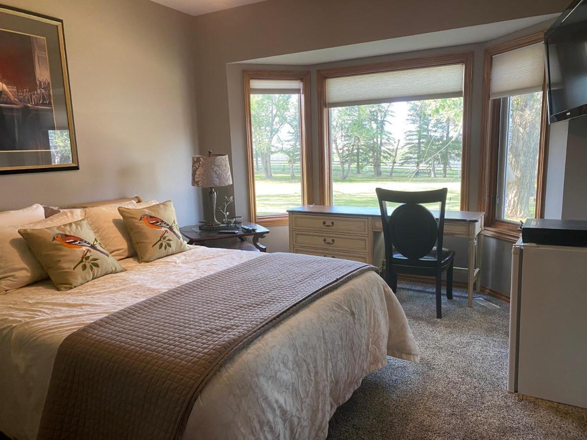 Rolling Hills Country Resort Bed And Breakfast Three Hills Exterior foto